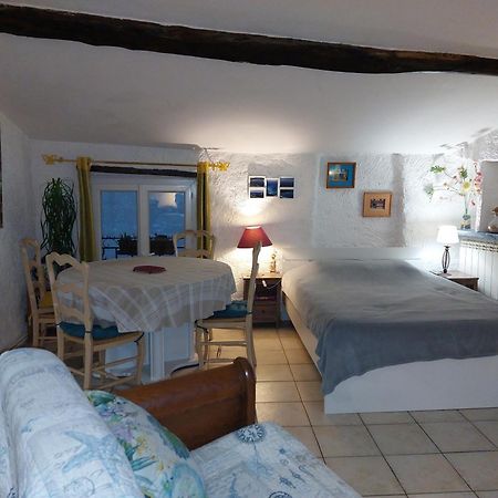 "Le Charme Provencal" - Studio 4 Couchages Classe 2 Etoiles - Axelle Loc'Appart Lorgues Eksteriør bilde